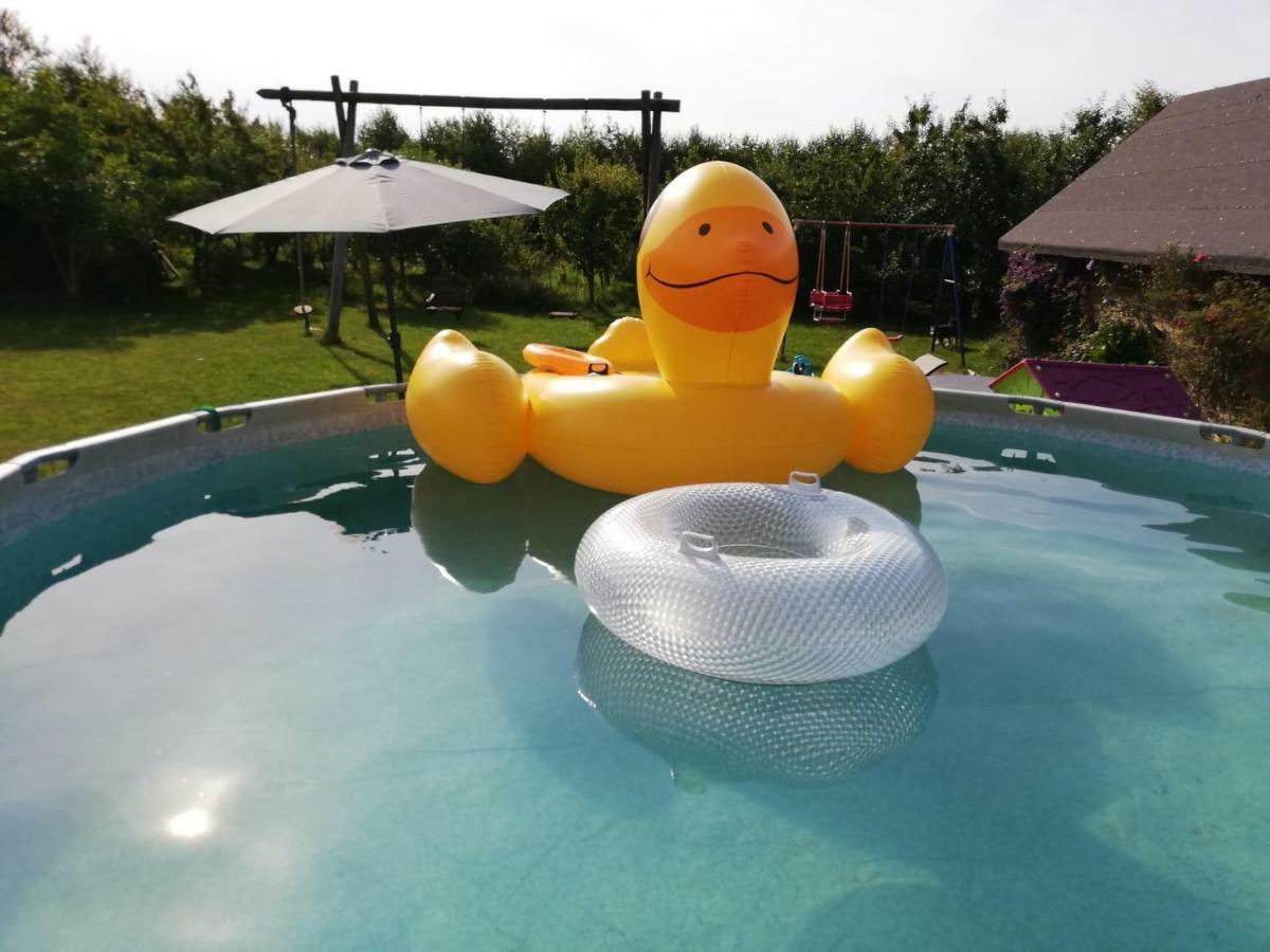Zielona Dolina U Kasi Hotell Ustka Eksteriør bilde